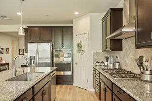 612 Chagall Ln, Stockton, CA 95209 - Photo 9