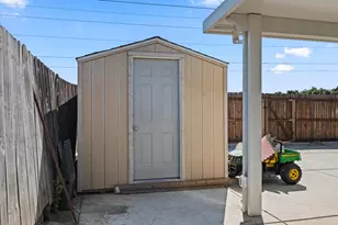 1053 Westward Way, Sacramento, CA 95833 - Photo 27