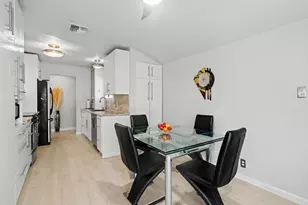 10500 Spaulding Way, Rancho Cordova, CA 95670 - Photo 9