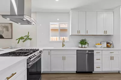 2153 Perkins Way, Sacramento, CA 95818 - Photo 9