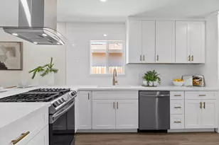 2153 Perkins Way, Sacramento, CA 95818 - Photo 9