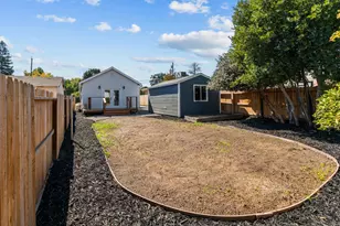 2153 Perkins Way, Sacramento, CA 95818 - Photo 29