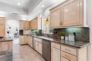 10000 Hadleigh Dr, Orangevale, CA 95662 - Photo 5