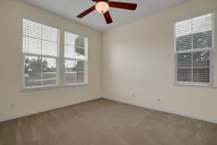 1265 Fawn Lily Dr, Patterson, CA 95363 - Photo 15