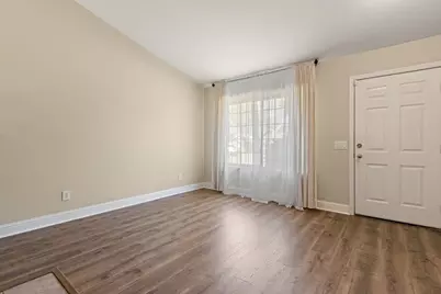 6728 Palmtree Court, Fair Oaks, CA 95628 - Photo 5