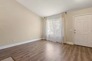 6728 Palmtree Ct, Fair Oaks, CA 95628 - Photo 5