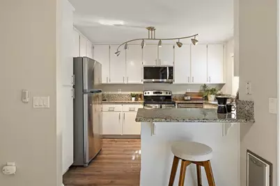 6728 Palmtree Court, Fair Oaks, CA 95628 - Photo 13