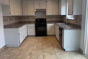 2060 Woodland Dr, Yuba City, CA 95991 - Photo 5