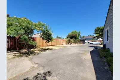 2212 Paul Avenue, Sacramento, CA 95838 - Photo 3