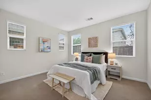 9944 Asilomar Ln, Elk Grove, CA 95757 - Photo 13