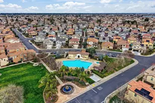 9944 Asilomar Ln, Elk Grove, CA 95757 - Photo 31