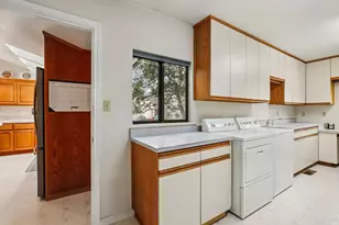 4216 Corona Way, Sacramento, CA 95864 - Photo 19