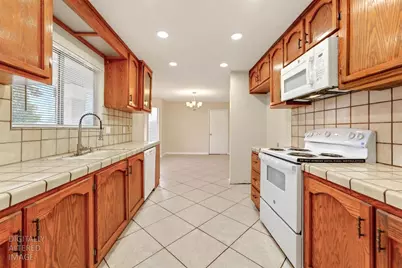 517 W Tuolumne Road, Turlock, CA 95382 - Photo 13