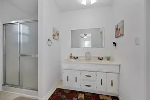 10825 Walnutwood Way, Rancho Cordova, CA 95670 - Photo 19