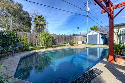 10825 Walnutwood Way, Rancho Cordova, CA 95670 - Photo 37