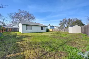 4372 Evelyn Dr, Olivehurst, CA 95961 - Photo 5