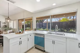 5865 Esrig Way, Sacramento, CA 95841 - Photo 13