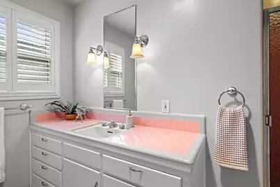 5325 Shepard Avenue, Sacramento, CA 95819 - Photo 37