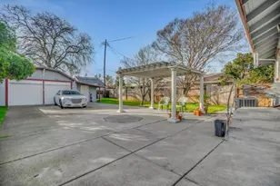 1221 N Lincoln St, Stockton, CA 95203 - Photo 35