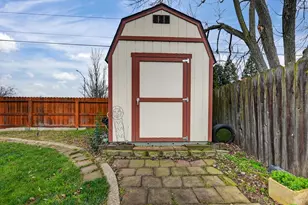 4241 Rosecrest Way, Sacramento, CA 95826 - Photo 33