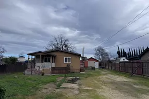 250 Davis St, Turlock, CA 95380 - Photo 19