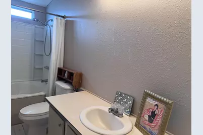 250 Davis Street, Turlock, CA 95380 - Photo 17