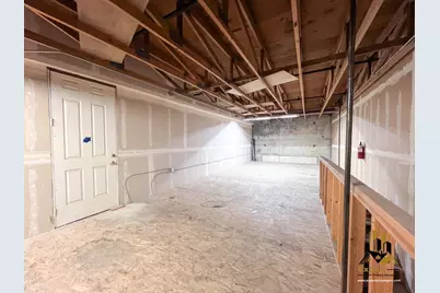 1237 E Beamer Street F #1, Woodland, CA 95776 - Photo 9