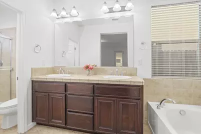 2036 Vignolia Loop, Roseville, CA 95747 - Photo 15