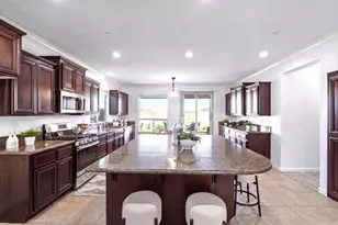 2036 Vignolia Loop, Roseville, CA 95747 - Photo 9