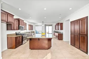 2036 Vignolia Loop, Roseville, CA 95747 - Photo 7