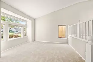 385 Hatteras Way, Sacramento, CA 95831 - Photo 11