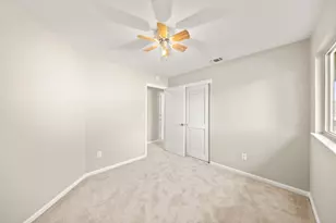 385 Hatteras Way, Sacramento, CA 95831 - Photo 37