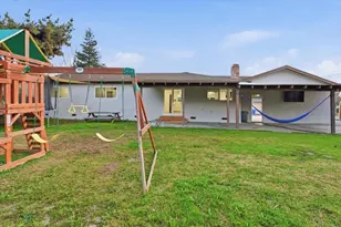 2213 Evelle Ln, Turlock, CA 95380 - Photo 29