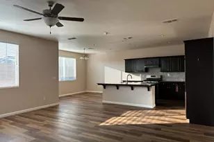 3364 Amanecer Ave, Clovis, CA 93619 - Photo 3