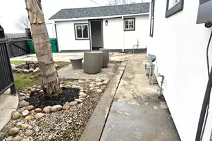 18397 E Hwy 88, Clements, CA 95227 - Photo 17