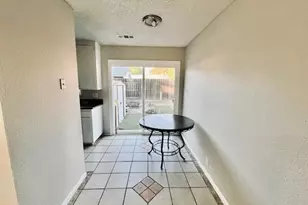 2045 Celeste Dr, Modesto, CA 95355 - Photo 9