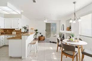 9184 Laguna Center Cir, Elk Grove, CA 95758 - Photo 7