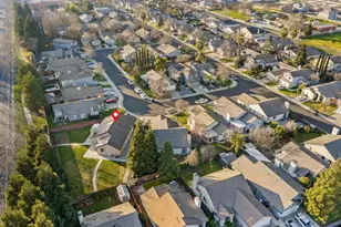 9184 Laguna Center Cir, Elk Grove, CA 95758 - Photo 41