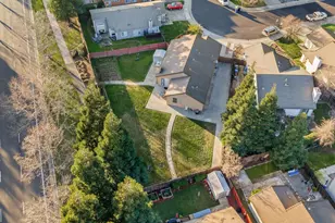 9184 Laguna Center Cir, Elk Grove, CA 95758 - Photo 39