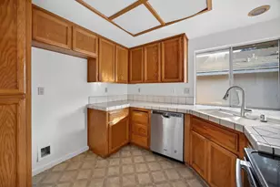 764 Cobble Hill Way, Galt, CA 95632 - Photo 13