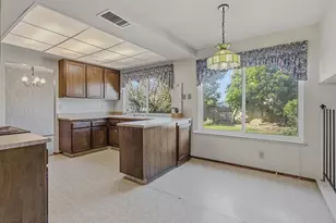 9 Alcala Ct, Sacramento, CA 95823 - Photo 9