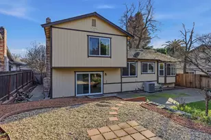 9 Alcala Ct, Sacramento, CA 95823 - Photo 27