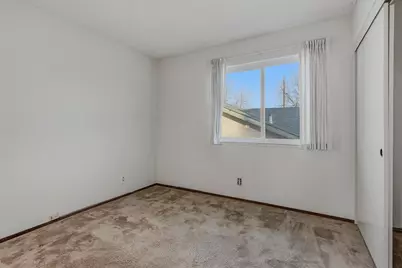 9 Alcala Court, Sacramento, CA 95823 - Photo 25