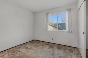 9 Alcala Ct, Sacramento, CA 95823 - Photo 25