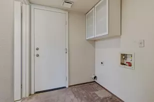 9 Alcala Ct, Sacramento, CA 95823 - Photo 15