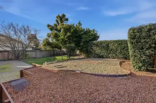 9 Alcala Ct, Sacramento, CA 95823 - Photo 29