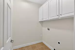 8 Anton Ct, Sacramento, CA 95835 - Photo 27