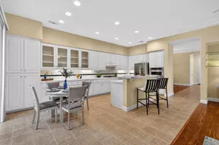8 Anton Ct, Sacramento, CA 95835 - Photo 17