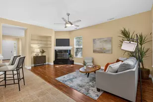 8 Anton Ct, Sacramento, CA 95835 - Photo 11