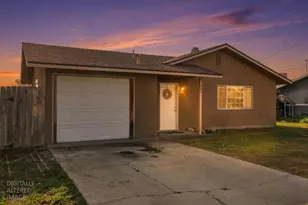 660 S 3rd St, Chowchilla, CA 93610 - Photo 1